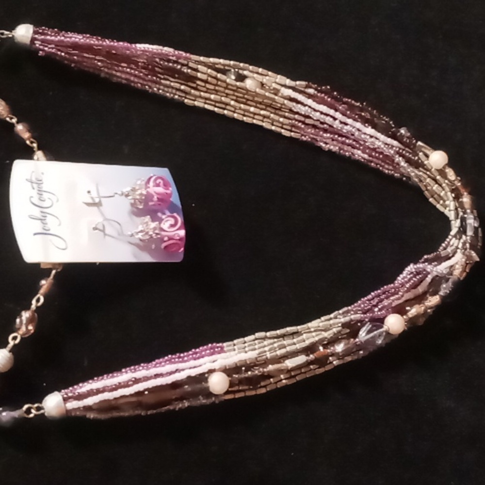 Jody Coyote Beaded Necklace and Earring Set.